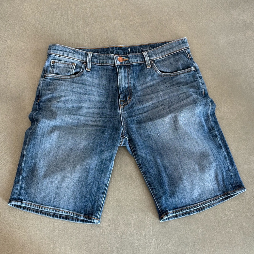 Fidelity denim short. AXL girlfriend